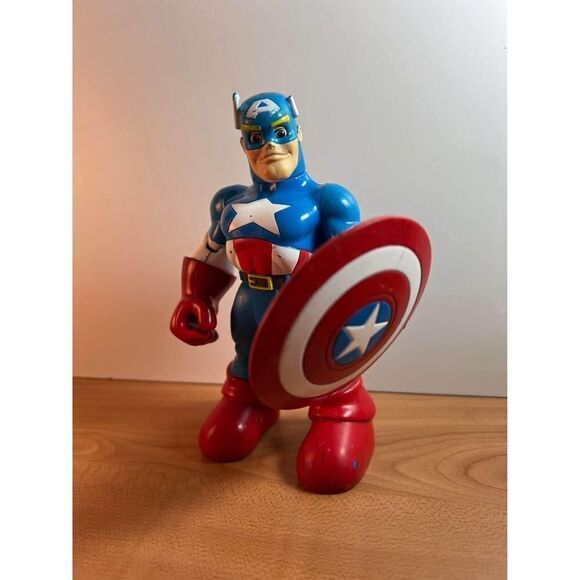 Marvel Captain America Action Figure - Picture 1 of 10